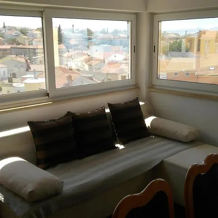 Lela Apartman *